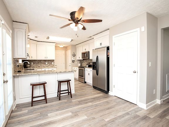 2nd image of 101 Sundance Way