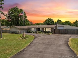 8244 E 37th St, Tulsa, OK 74145