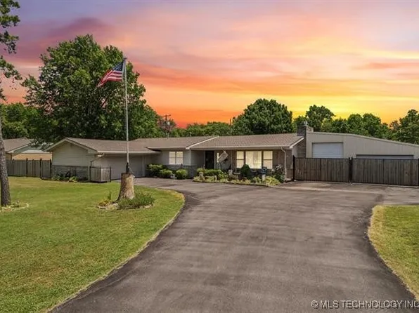 8244 E 37th St, Tulsa, OK 74145