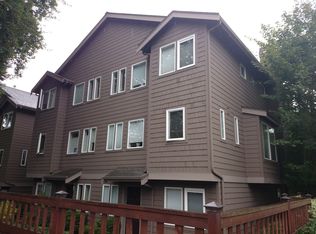 203 27th Ave S, Seattle, WA 98144