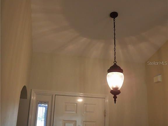 5th image of 1717 Palace Ct