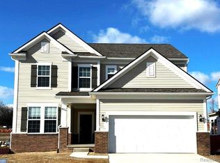 4536 Paradise Pkwy, Milford, MI