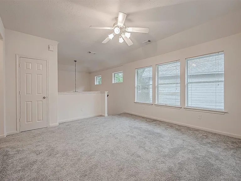 22 Stone Arrow Pl — Photo 19