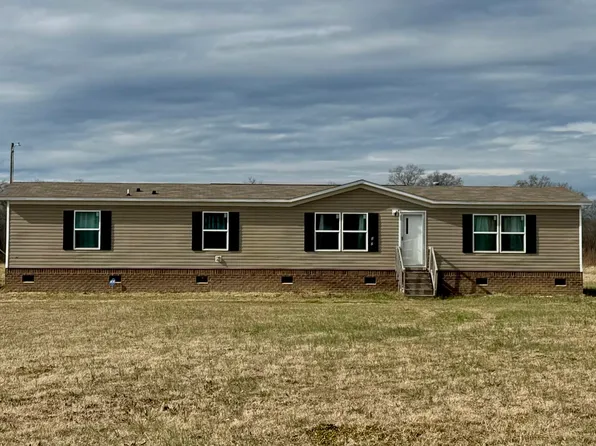 4377 Mcgirt Road, Maxton, NC 28364