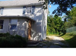 953 Henry Ave, Wayne, PA 19087