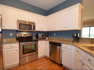 1300 N Prospect Ave APT 105, Milwaukee, WI 53202