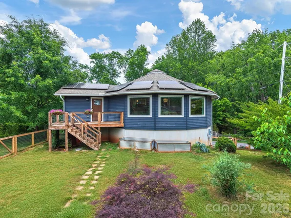 63 Beverly Rd W, Asheville, NC 28806