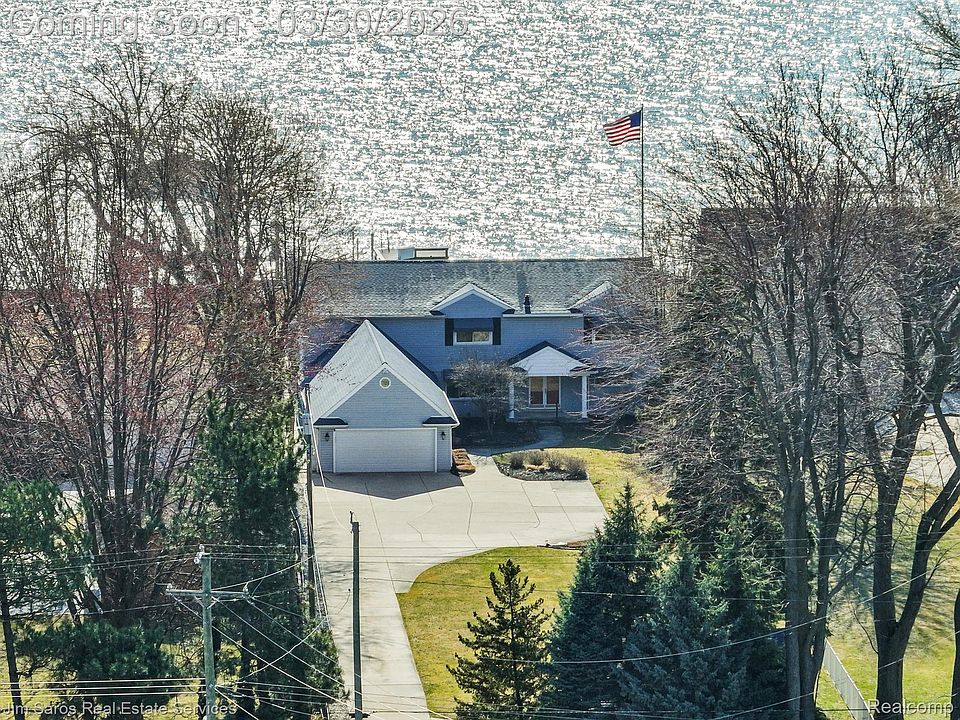 1st image of 32830 Jefferson Ave