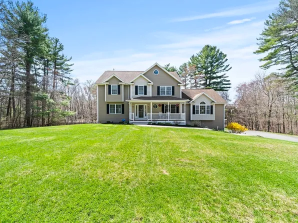 3 Curve St, Middleton, MA 01949