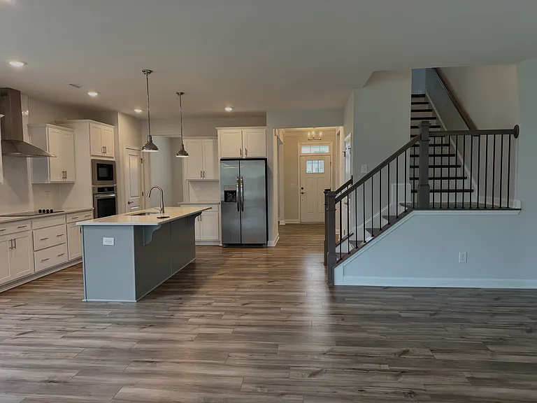 846 Barbour Farm Ln — Photo 7