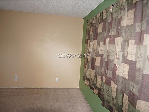 4th image of 220 N Bruce St