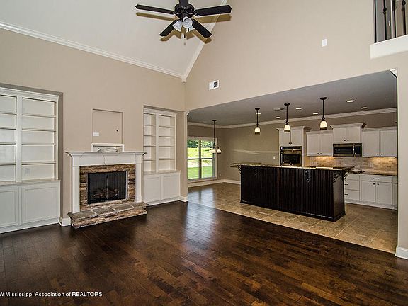 3rd image of 6629 Aquila West Cir