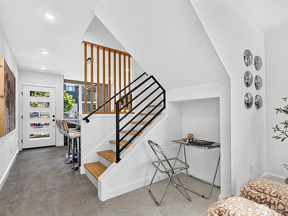 5th image of 5009 Fauntleroy Avenue SW #C