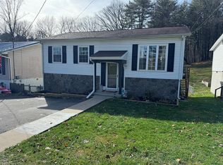 321 Canterbury Dr, Beckley, WV 25801