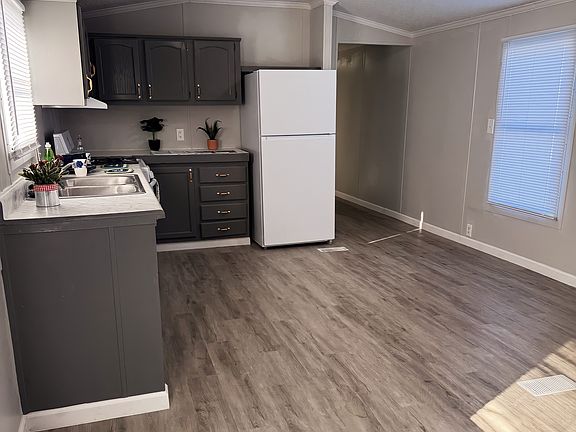 5th image of 2552 Smith Ave Trailer 123