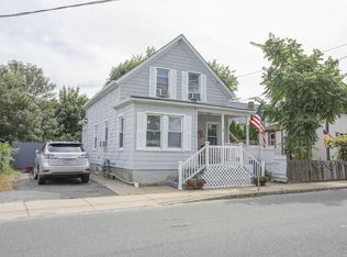 75 Middle St, Fairhaven, MA 02719
