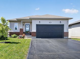 233 Edey St, Arnprior, ON K7S 0G3