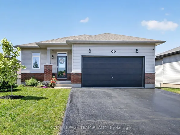 233 Edey St, Arnprior, ON K7S 0G3