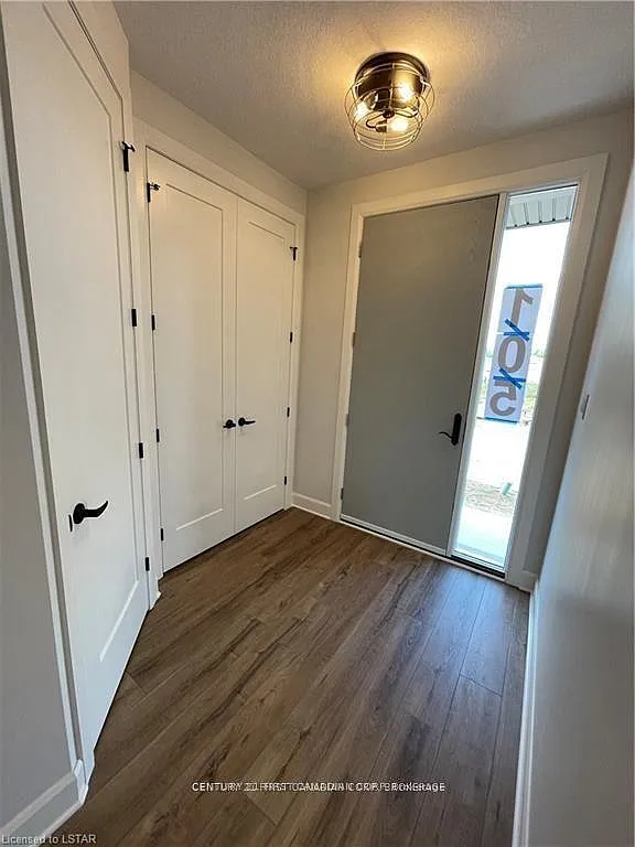 3 bed, $2,500 — Photo 3