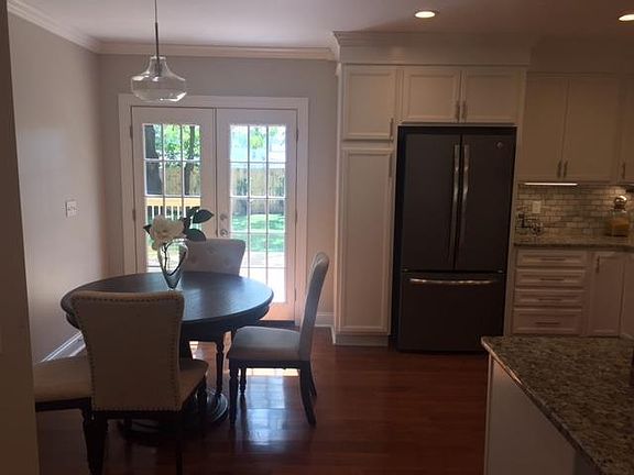 5th image of 1636 Courtney Ave