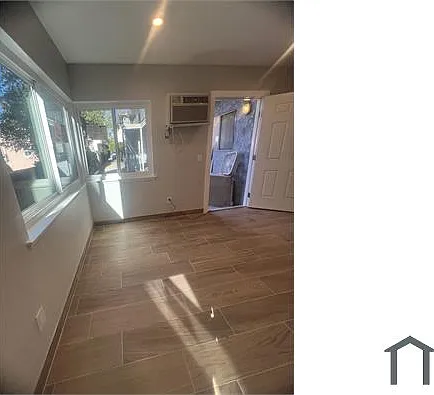 14248 Gilmore St #1 — Photo 13