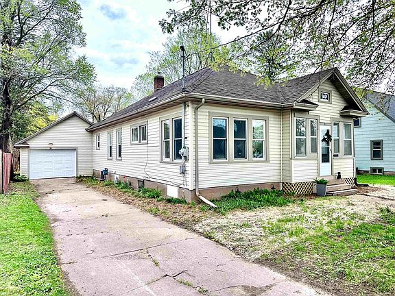 55 Hughes St, Clintonville, WI 54929 | Zillow