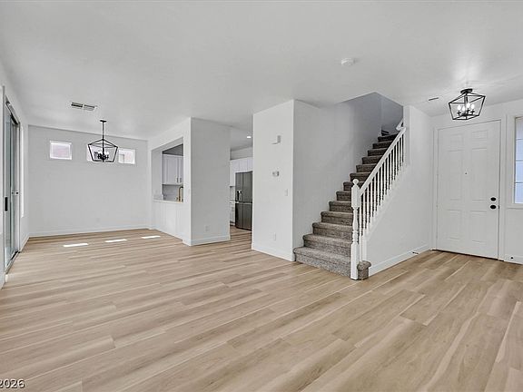 2nd image of 9521 Perennial View Ave