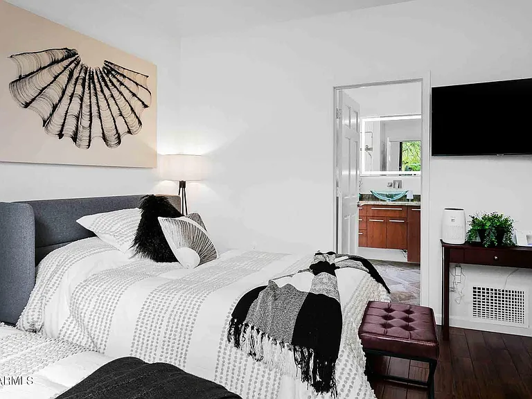 1202 W Aster Dr — Photo 18