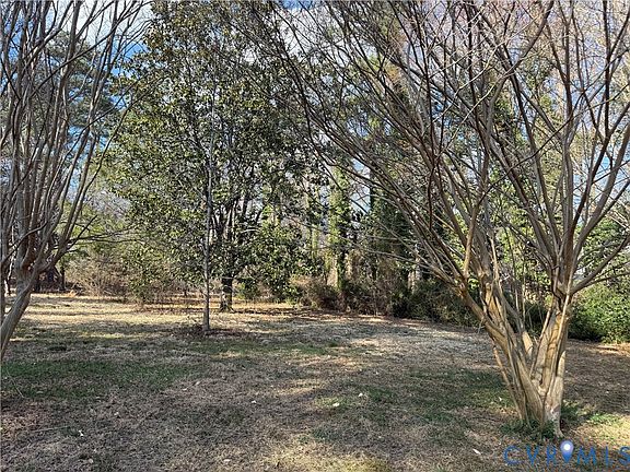 4th image of Spring Rd