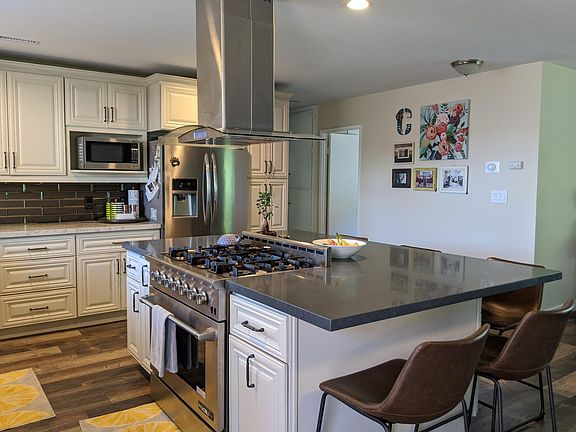 3rd image of 505 La Sombra Dr