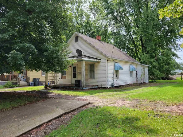 754 Anderson Pl, Canton, IL 61520