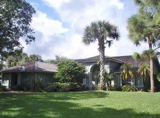 3600 NE M Cari Ln, Jensen Beach, FL 34957