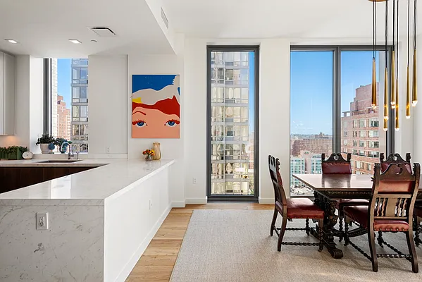 Sold by Triplemint | media 9