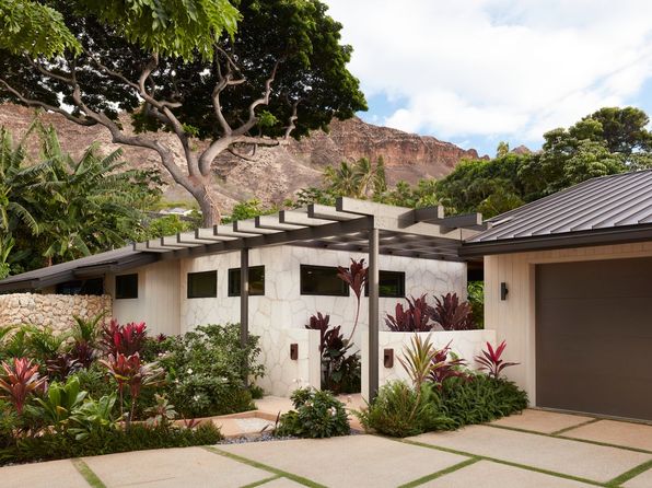 3671 Diamond Head Cir