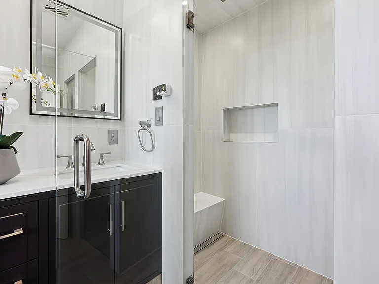 131 Flying Point Rd — Photo 17