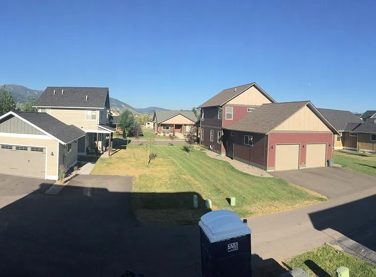 3336 Fen Way #B — Photo 8