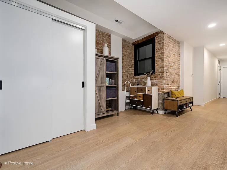 2210 W Ohio St #1 — Photo 9