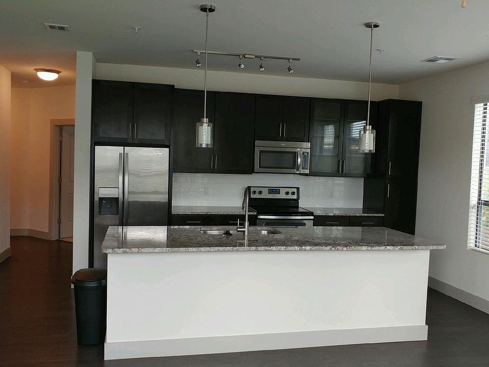 1st image of 4848 N Goldwater Blvd Unit 1092