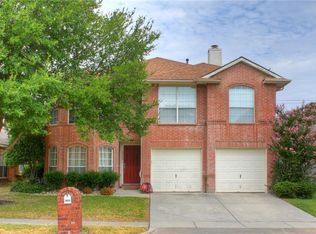 5716 Creekhollow Dr, Arlington, TX 76018