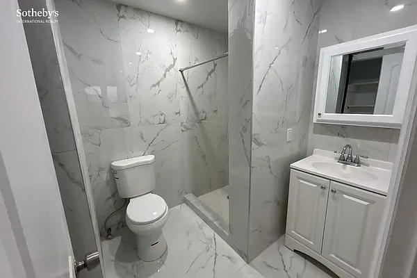 Rented by Sotheby's International Realty | media 25