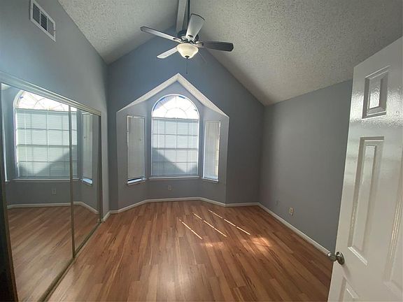 5th image of 2300 Old Spanish Trl APT 1074