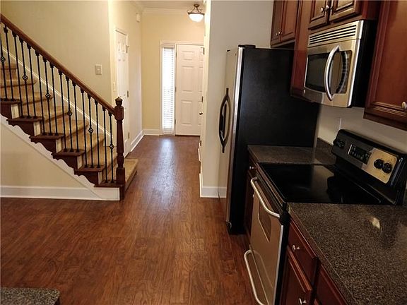 5th image of 3281 Open Fields Dr