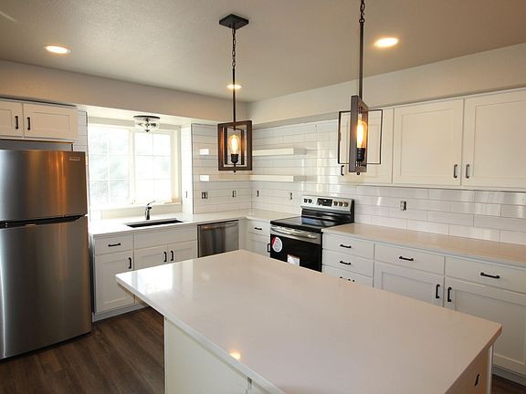 5th image of 980 Richmond Dr APT M1