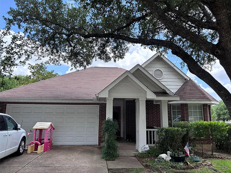 14901 Sand Dollar Ct — Photo 1