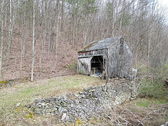 4th image of 4235 Bellinger Hollow Rd