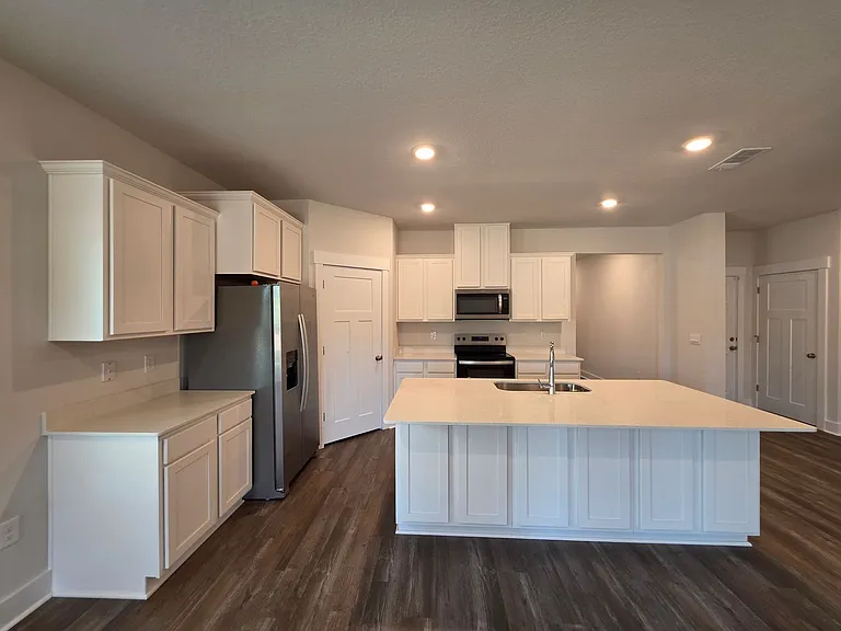 5839 Sargassum Ln — Photo 8