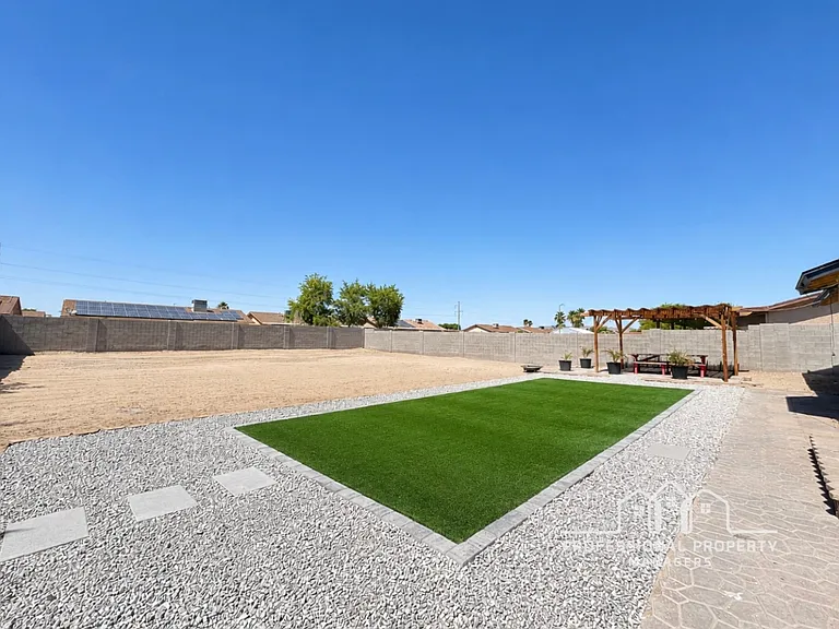 7176 E 26th Pl — Photo 20