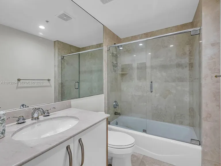 2051 SE 3rd St #Townhouse 11 — Photo 39