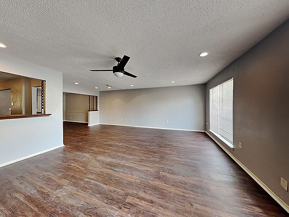 5th image of 1609 Parkhaven St