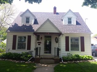 1729 N Division St, Appleton, WI 54911